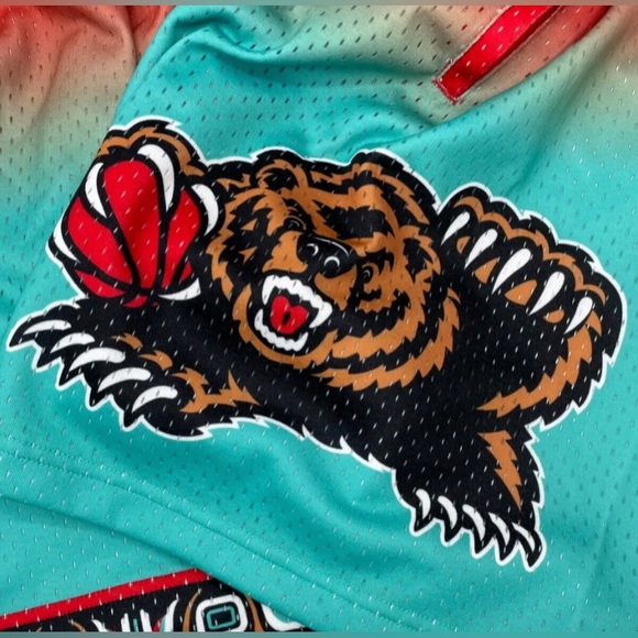 Mitchell & Ness NBA Vancouver Grizzlies 1996 Fadeaway Swingman Shorts size small - Picture 4 of 7